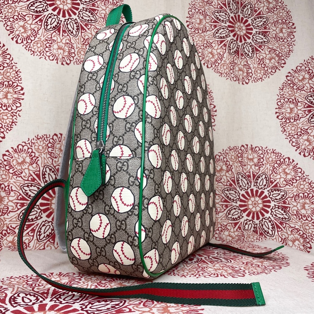 GUCCI 433578 Beige Baseball GG Supreme Backpack - Picture 3 of 11